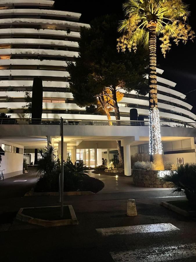 Studio Dsok Marina Daire Villeneuve-Loubet Dış mekan fotoğraf